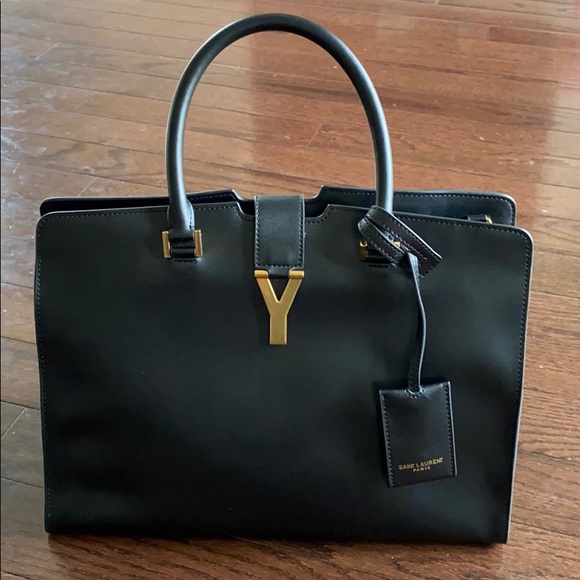 Saint Laurent Handbags - Authentic Saint Laurent Cabas ChYC